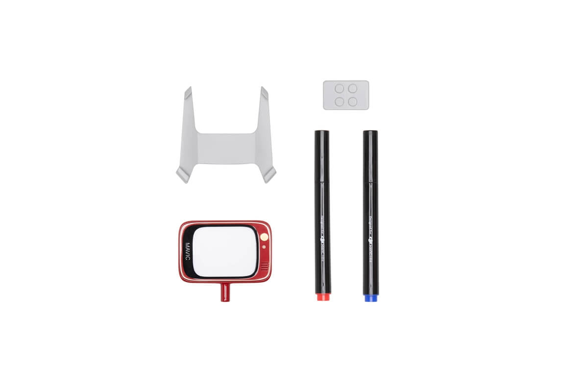 DJI Mavic Mini Snap Adapter kit with adapter, display, two erasable pens and connecting block.
