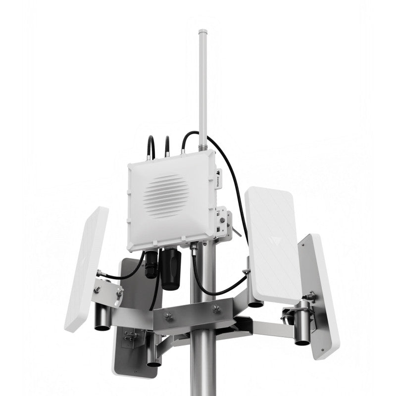 Dronetag Scout Gen 2 manufacturer hardware for illustration; selected High Performance US antenna configuration described below