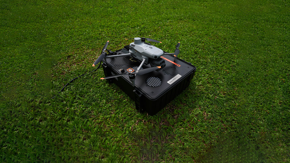 Volarious V-Line Pro for Matrice 4 series in use for illustration; aircraft, controllers and payloads are not included